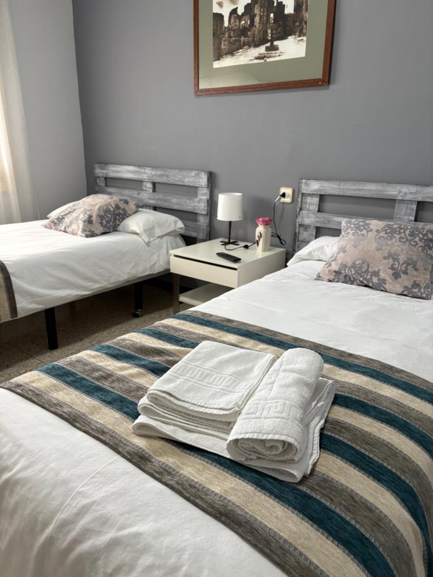 Hostal Pueblo Viejo Бельчите Экстерьер фото