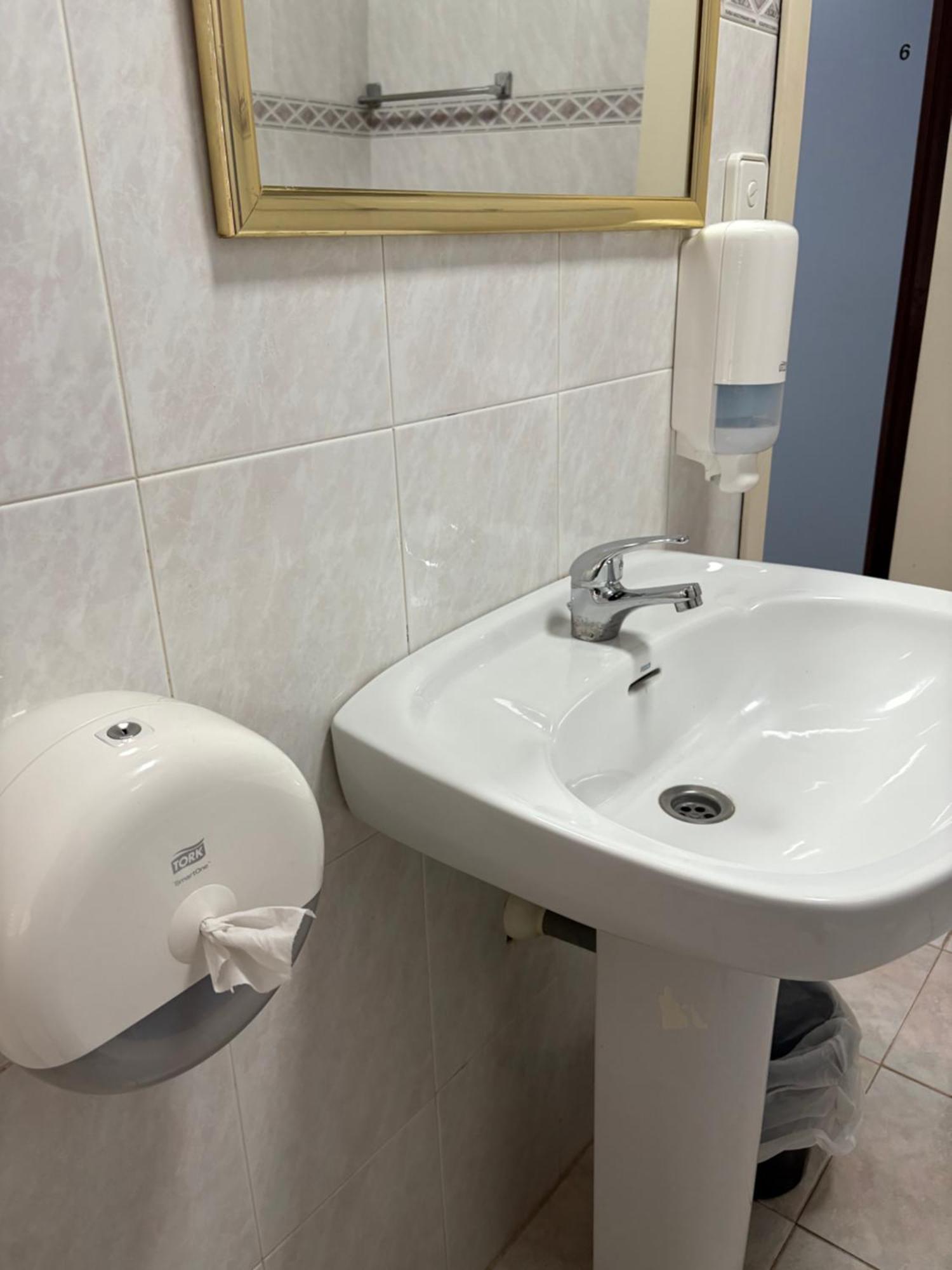 Hostal Pueblo Viejo Бельчите Экстерьер фото