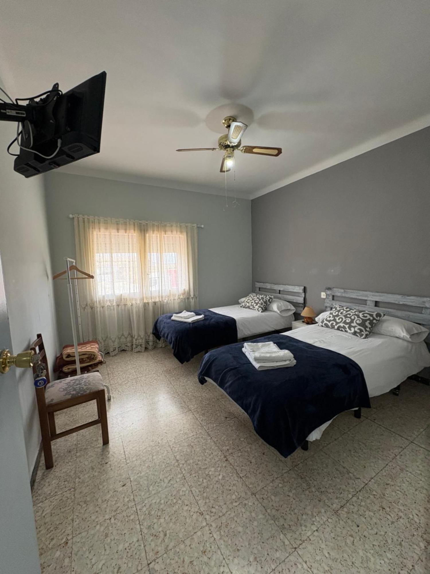 Hostal Pueblo Viejo Бельчите Экстерьер фото